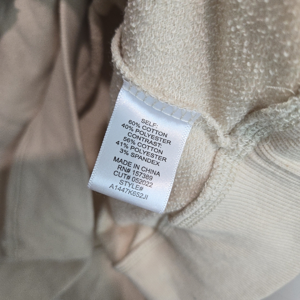 Merry Mama Cream Sweater - Picture 5 of 5
